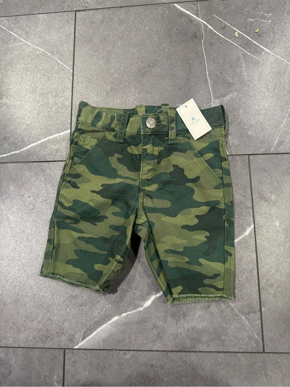 GAP Green Camo Shorts